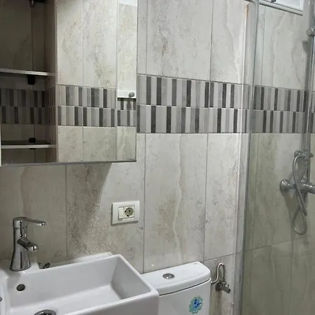 Apartmán Centrico Los Cristianos Piscina 3 Dormitorios *